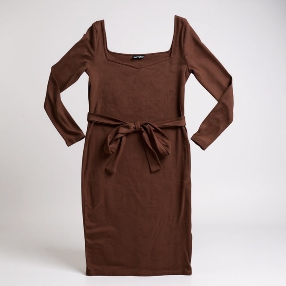 SHEIN Dresses & Skirts - SHEIN NWOT Maternity Chic Sweetheart Neck Belted Dress Midi Timeless Brown L
